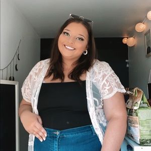 Meet your Posher, Caroline